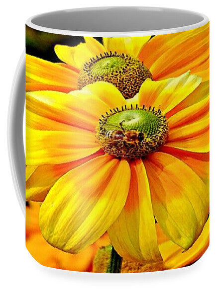 Daisy Bee - Mug